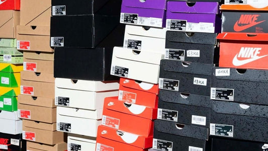 Perché alcune sneakers costano più del retail? Come funziona il mercato resell