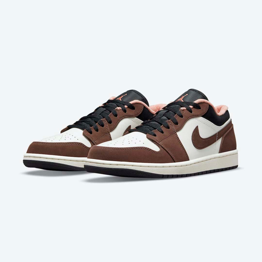 Jordan 1 Low SE Mocha