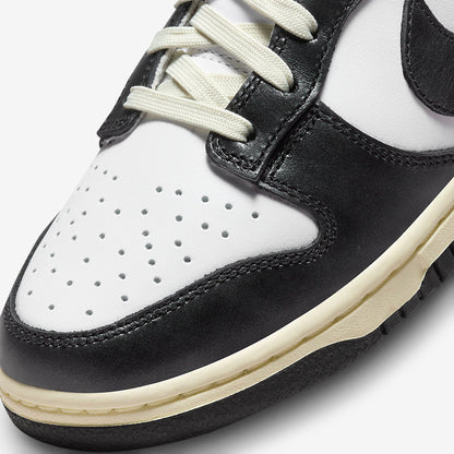 Nike Dunk Low Vintage Panda