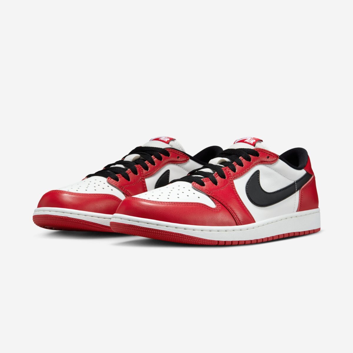 Jordan 1 Retro Low OG Chicago (2025)