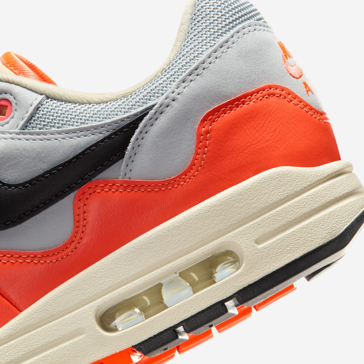 Nike Air Max 1 Patta Waves Hyper Crimson Pure Platinum
