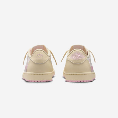 Jordan 1 Retro Low OG SP Travis Scott Shy Pink